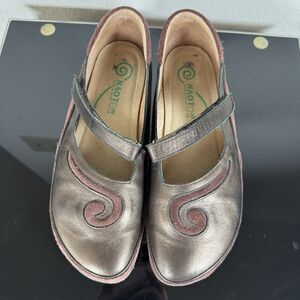 NAOT Matai Mary Jane Podiatric Comfort Shoe Womens US Size 8 EU Size 39